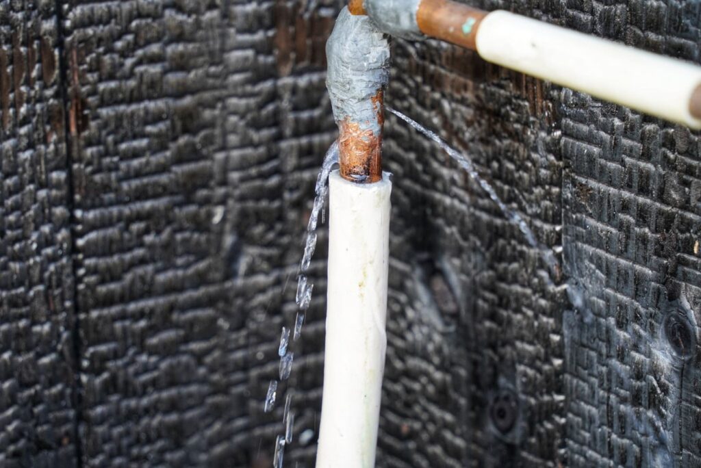 マンション漏水